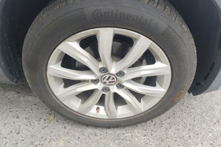 Used Volkswagen T-ROC 2018 230TSI DSG Two-Wheel Drive Advanced Version China V Standard Right Front Wheel Hub