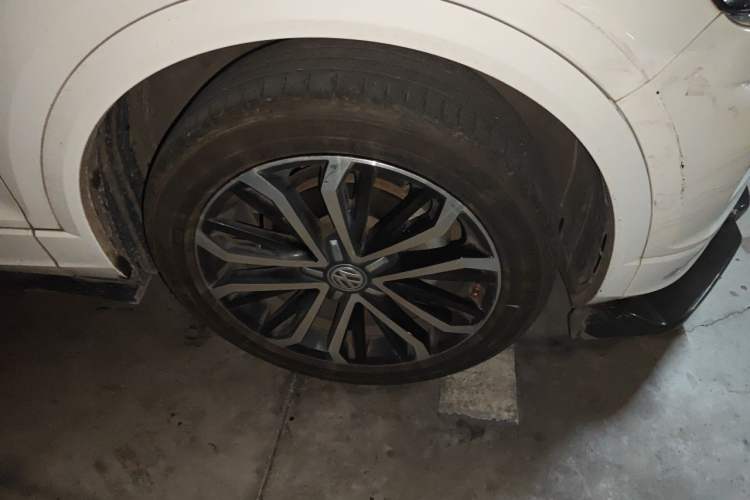 Used Volkswagen T-ROC 2018 280TSI DSG Two-Wheel-Drive Comfort Version China V Standard Right Front Wheel Hub