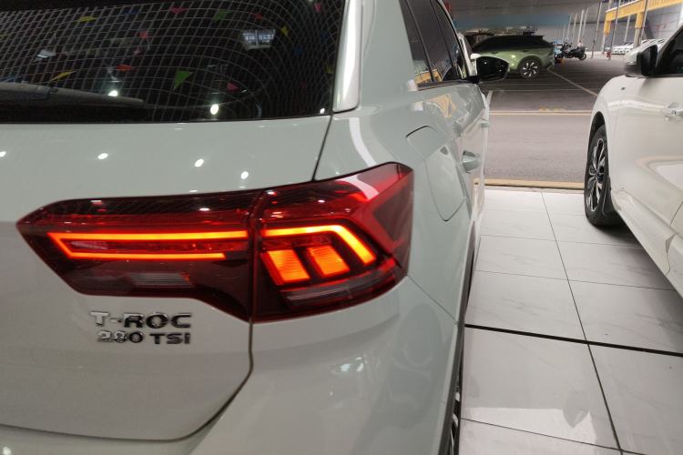 Used Volkswagen T-ROC 2018 280TSI DSG Four-Wheel Drive Comfort Version China V Standard Right Rear Taillight