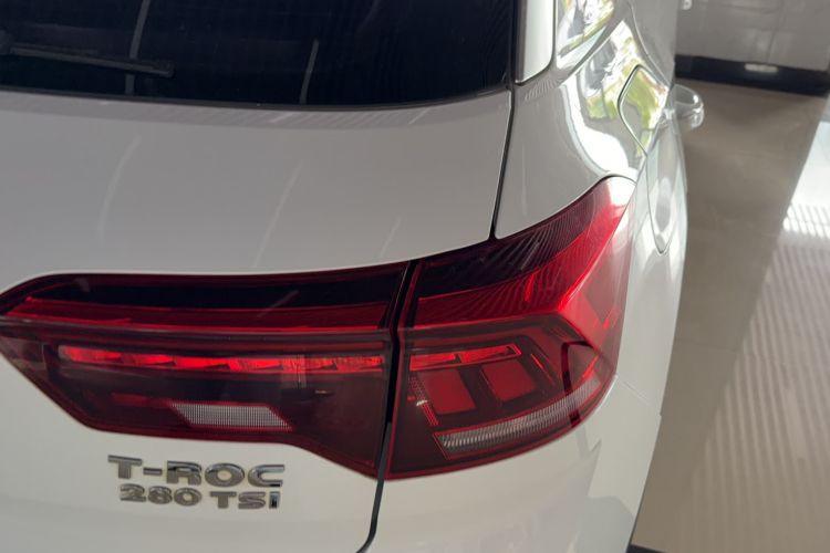 Used Volkswagen T-ROC 2018 280TSI DSG Two-Wheel-Drive Comfort Version China V Standard Right Rear Taillight