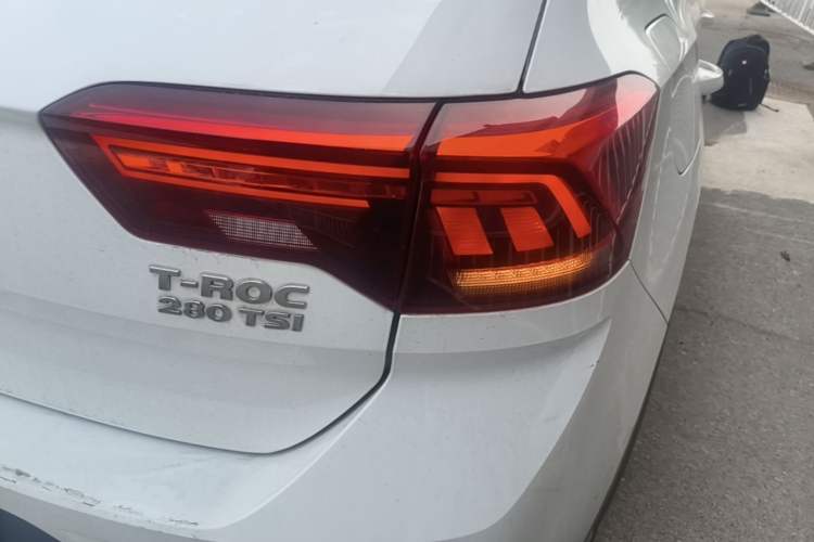 Used Volkswagen T-ROC 2018 280TSI DSG Two-Wheel-Drive Comfort Version China V Standard Right Rear Taillight