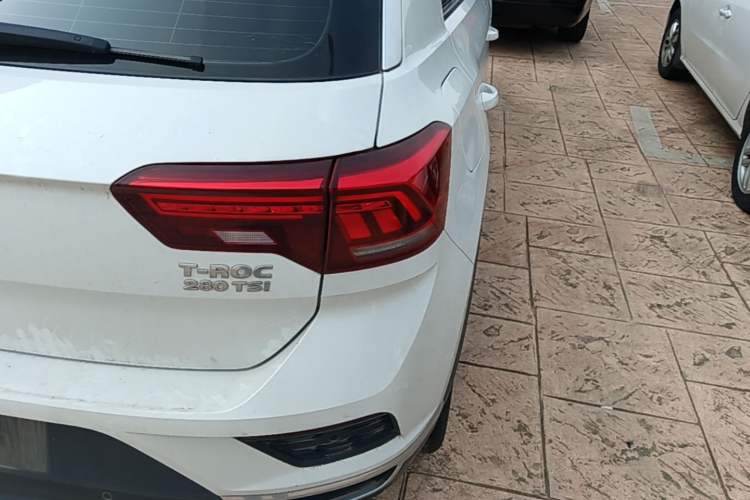 Used Volkswagen T-ROC 2018 280TSI DSG Two-Wheel Drive Advanced Version China V Emission Standard Right Rear Taillight