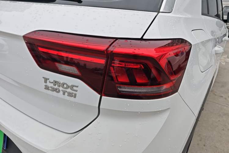 Used Volkswagen T-ROC 2018 230TSI DSG Two-Wheel Drive Advanced Version China V Standard Right Rear Taillight