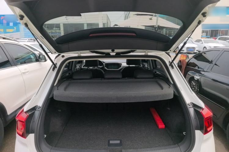 Used Volkswagen T-ROC 2018 230TSI DSG Two-Wheel Drive Advanced Version China V Standard Trunk