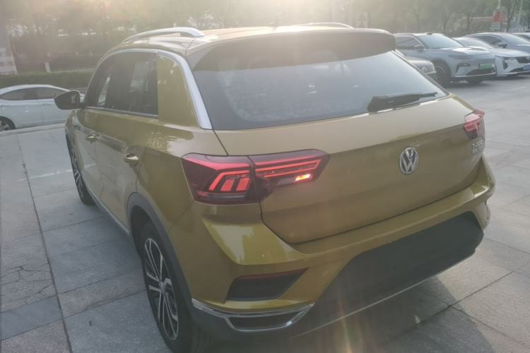 Used Volkswagen T-ROC 2018 280TSI DSG Two-Wheel-Drive Comfort Version China V Standard Exterior 2
