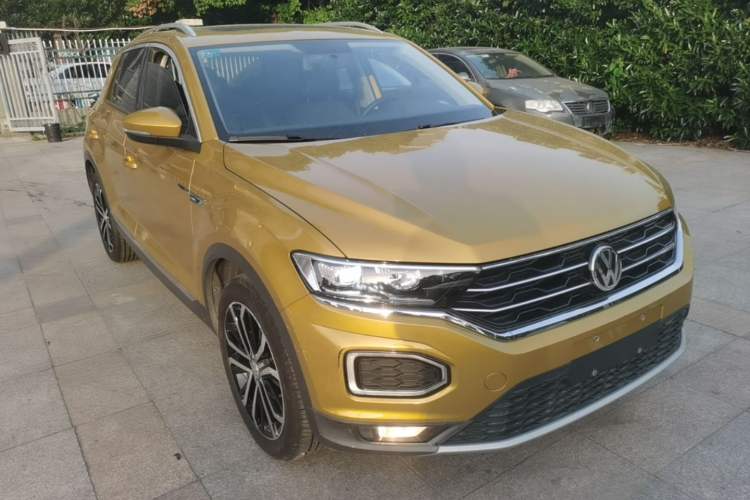 Used Volkswagen T-ROC 2018 280TSI DSG Two-Wheel-Drive Comfort Version China V Standard Front Right 45 Deg