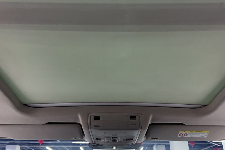 Used Volkswagen T-ROC 2018 280TSI DSG Two-Wheel-Drive Comfort Version China V Standard Headliner