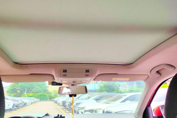 Used Volkswagen T-ROC 2018 280TSI DSG Two-Wheel-Drive Comfort Version China V Standard Headliner