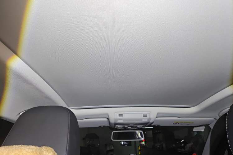 Used Volkswagen T-ROC 2018 280TSI DSG Two-Wheel-Drive Comfort Version China V Standard Headliner