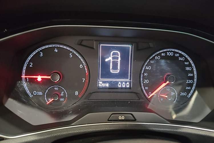 Used Volkswagen T-ROC 2018 280TSI DSG Two-Wheel-Drive Comfort Version China V Standard Instrument Cluster