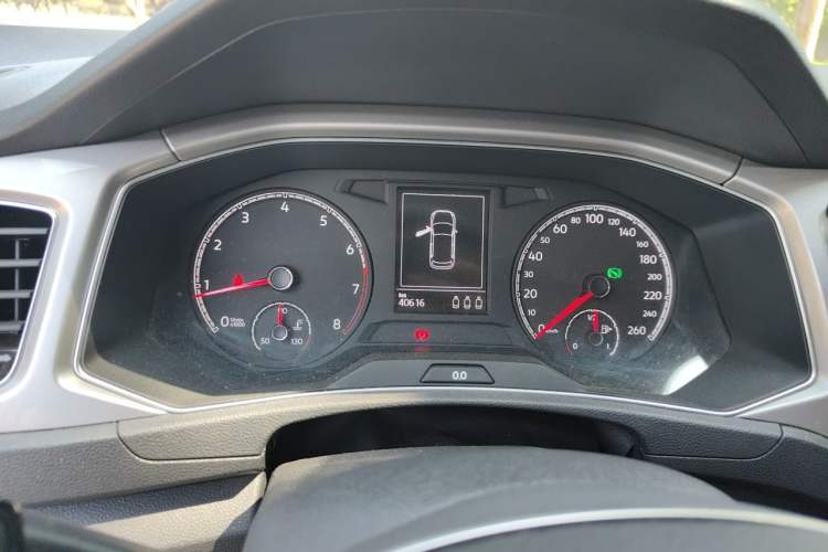Used Volkswagen T-ROC 2018 230TSI DSG Two-Wheel Drive Advanced Version China V Standard Instrument Cluster