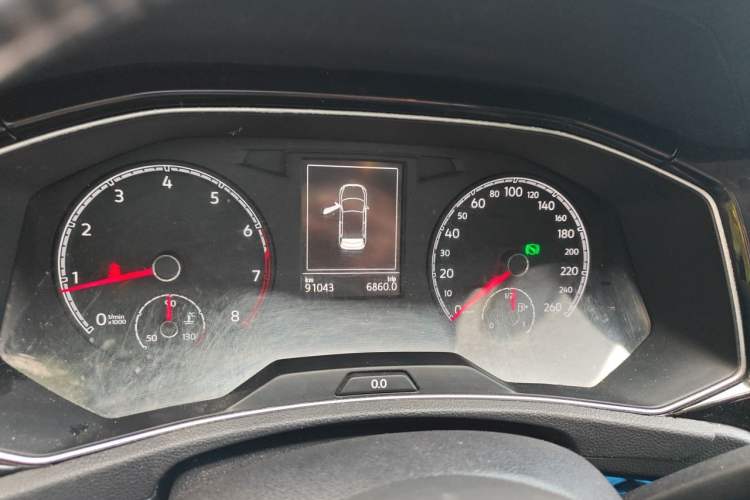 Used Volkswagen T-ROC 2018 280TSI DSG Two-Wheel-Drive Comfort Version China V Standard Instrument Cluster
