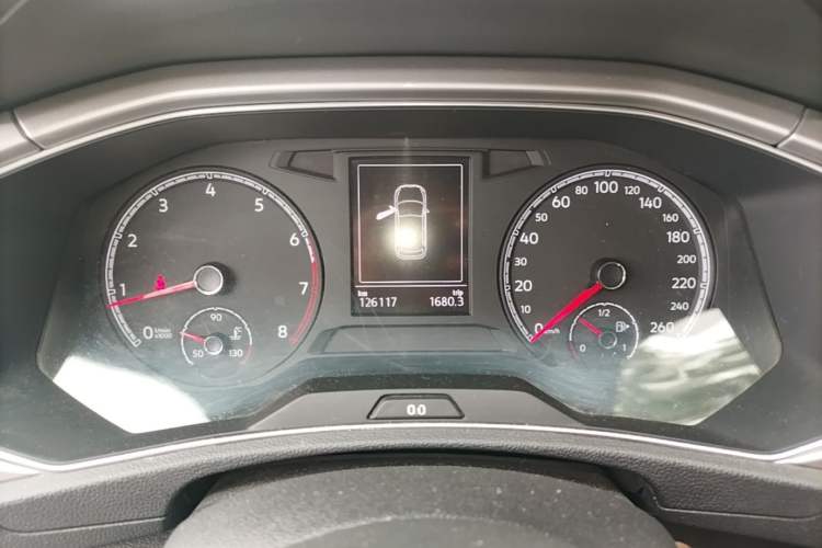 Used Volkswagen T-ROC 2018 230TSI DSG Two-Wheel Drive Advanced Version China V Standard Instrument Cluster