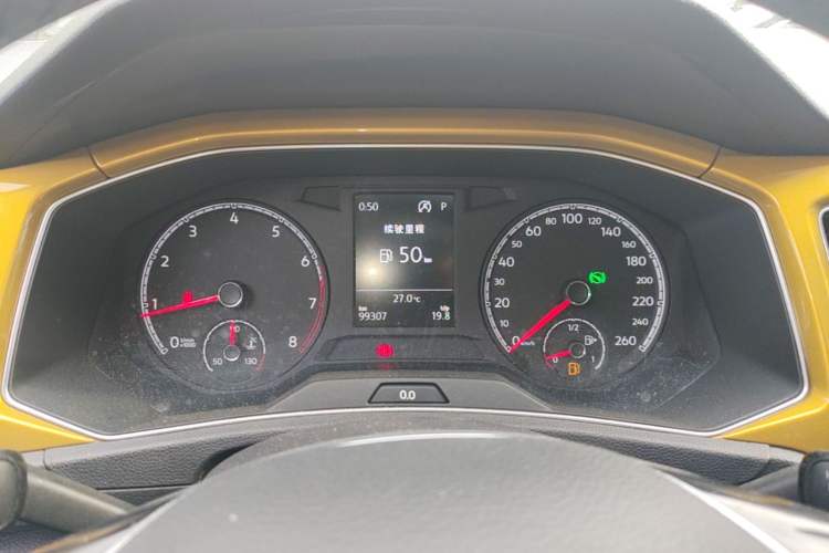 Used Volkswagen T-ROC 2018 280TSI DSG Two-Wheel Drive Advanced Version China V Emission Standard Instrument Cluster