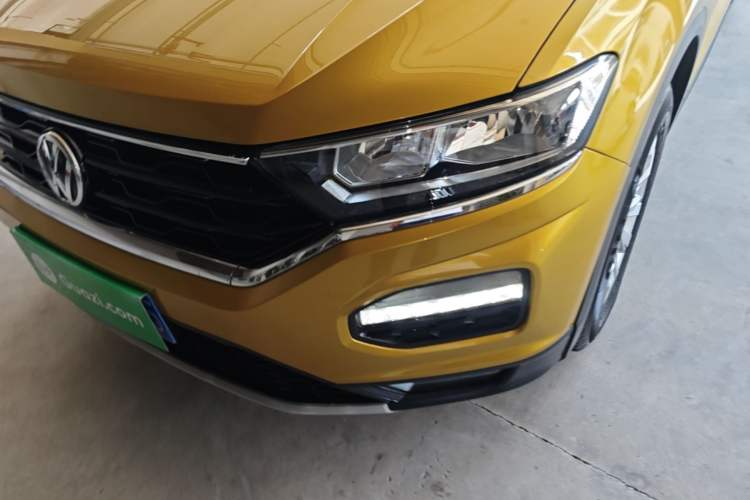 Used Volkswagen T-ROC 2018 230TSI DSG Two-Wheel Drive Fashion Edition China V Standard Left Front Headlight