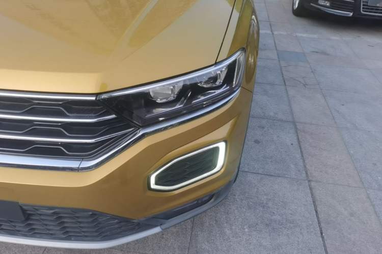 Used Volkswagen T-ROC 2018 280TSI DSG Two-Wheel-Drive Comfort Version China V Standard Left Front Headlight