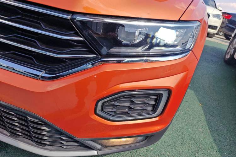 Used Volkswagen T-ROC 2018 280TSI DSG Two-Wheel-Drive Comfort Version China V Standard Left Front Headlight
