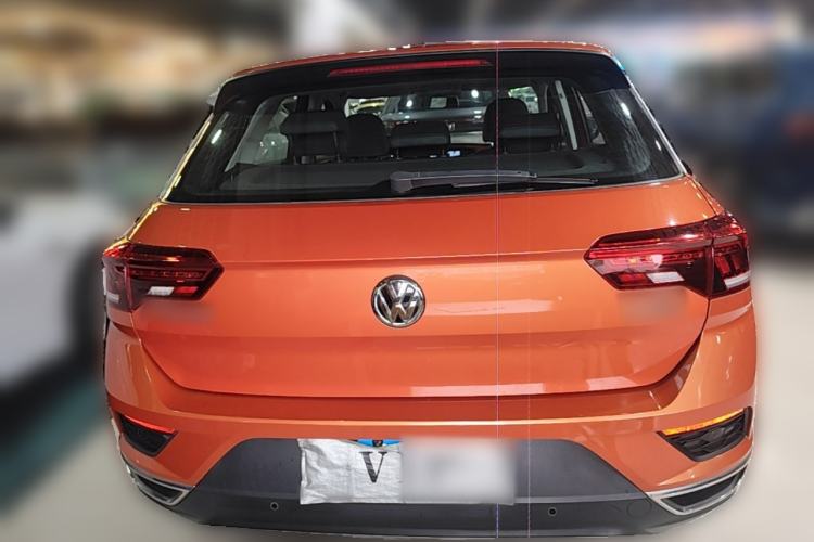 Used Volkswagen T-ROC 2018 230TSI DSG Two-Wheel Drive Advanced Version China V Standard Rear