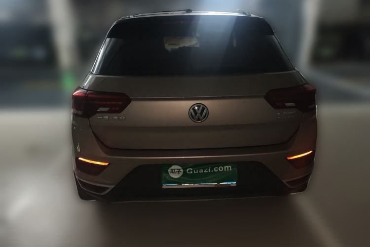 Used Volkswagen T-ROC 2018 280TSI DSG Two-Wheel-Drive Comfort Version China V Standard Rear
