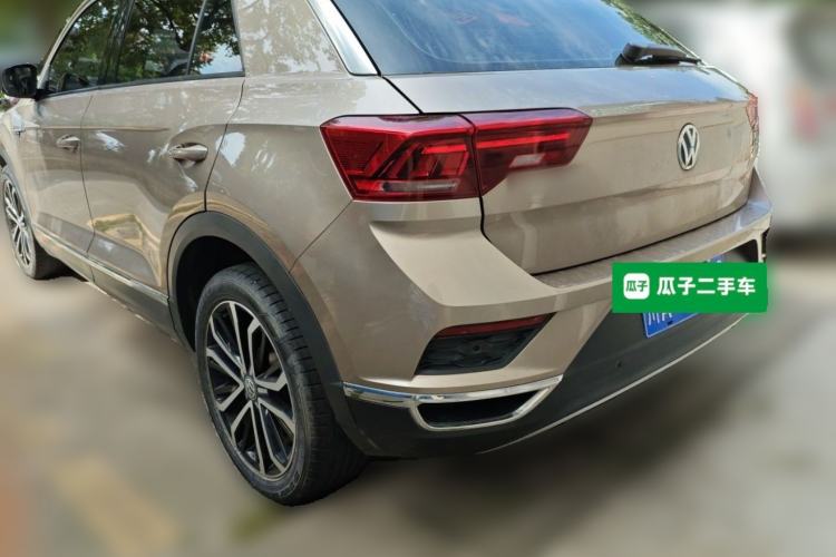 Used Volkswagen T-ROC 2018 280TSI DSG Two-Wheel-Drive Luxury Version China V Emission Standard Rear Left 45 Deg
