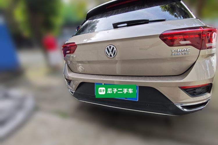 Used Volkswagen T-ROC 2018 280TSI DSG Two-Wheel-Drive Luxury Version China V Emission Standard Rear