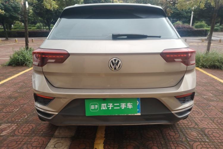 Used Volkswagen T-ROC 2018 230TSI DSG Two-Wheel Drive Advanced Version China V Standard Rear