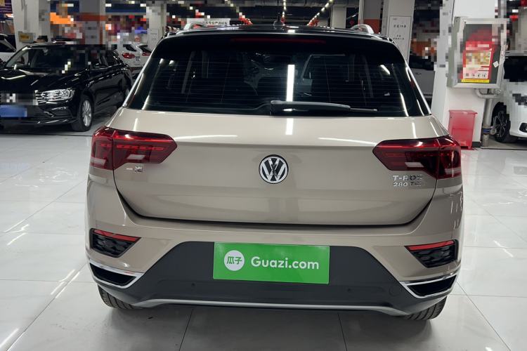 Used Volkswagen T-ROC 2018 280TSI DSG Two-Wheel-Drive Comfort Version China V Standard Rear