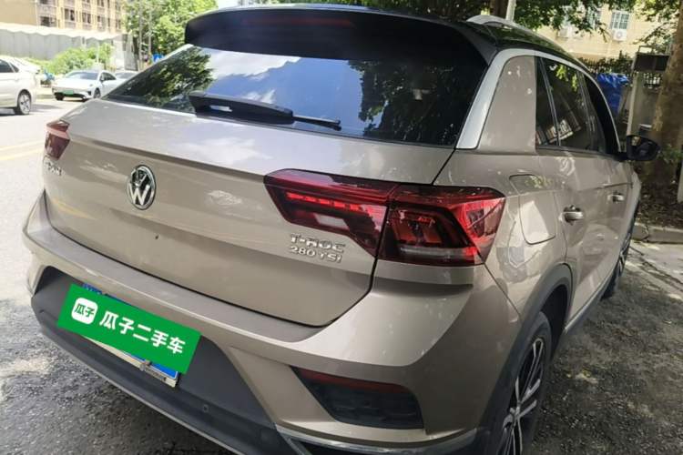 Used Volkswagen T-ROC 2018 280TSI DSG Two-Wheel-Drive Comfort Version China V Standard Rear Right 45 Deg
