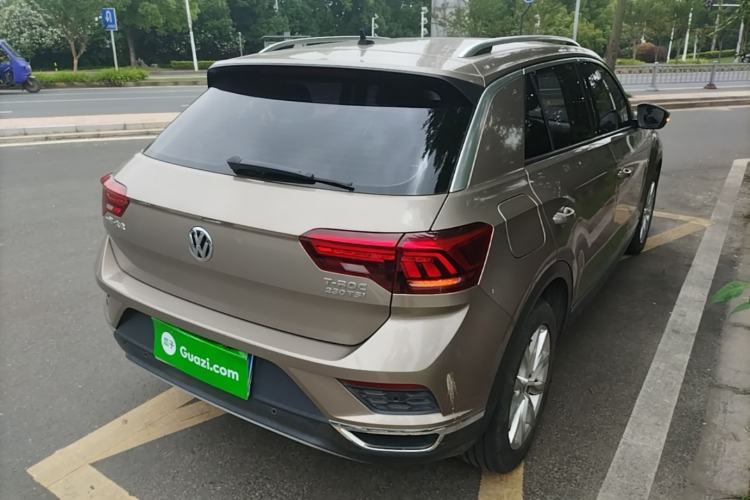 Used Volkswagen T-ROC 2018 230TSI DSG Two-Wheel Drive Advanced Version China V Standard Rear Right 45 Deg