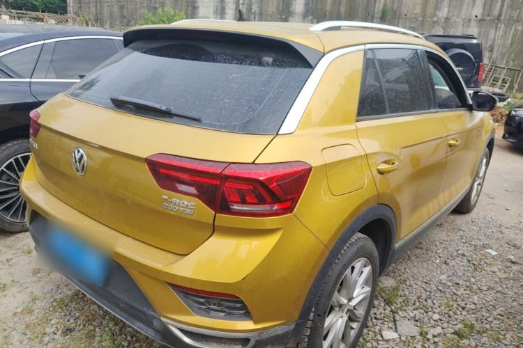 Used Volkswagen T-ROC 2018 280TSI DSG Two-Wheel Drive Advanced Version China V Emission Standard Rear Right 45 Deg