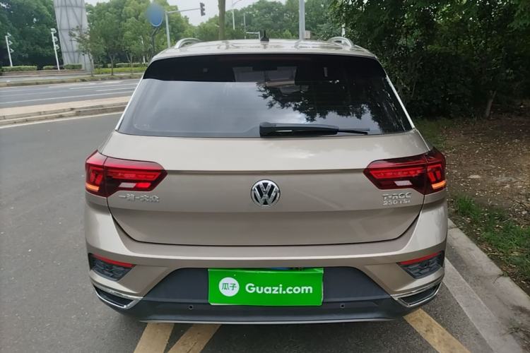 Used Volkswagen T-ROC 2018 230TSI DSG Two-Wheel Drive Advanced Version China V Standard Rear