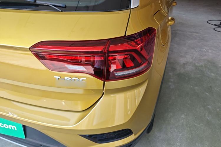 Used Volkswagen T-ROC 2018 230TSI DSG Two-Wheel Drive Fashion Edition China V Standard Right Rear Taillight