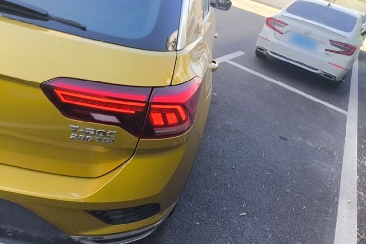 Used Volkswagen T-ROC 2018 280TSI DSG Two-Wheel-Drive Comfort Version China V Standard Right Rear Taillight