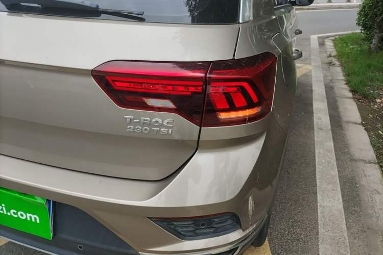 Used Volkswagen T-ROC 2018 230TSI DSG Two-Wheel Drive Advanced Version China V Standard Right Rear Taillight
