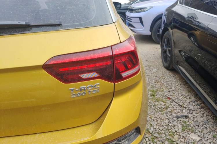 Used Volkswagen T-ROC 2018 280TSI DSG Two-Wheel Drive Advanced Version China V Emission Standard Right Rear Taillight