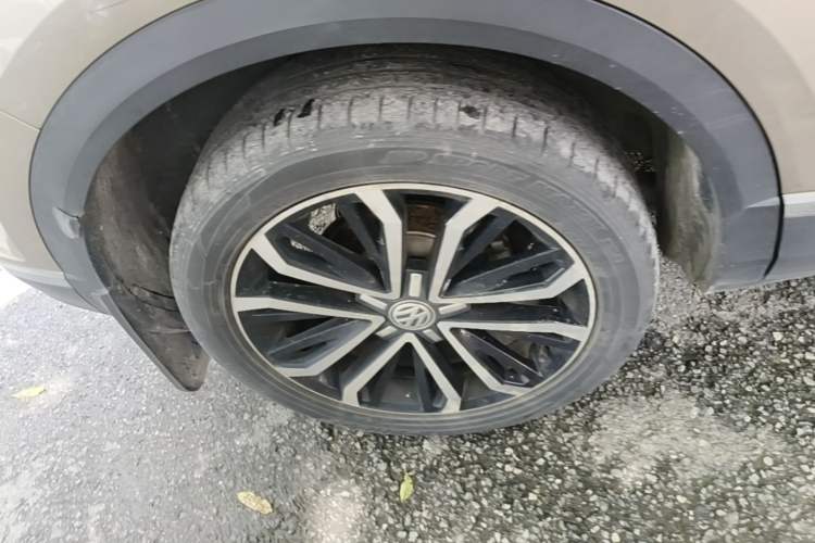Used Volkswagen T-ROC 2018 280TSI DSG Two-Wheel-Drive Comfort Version China V Standard Right Rear Wheel Hub