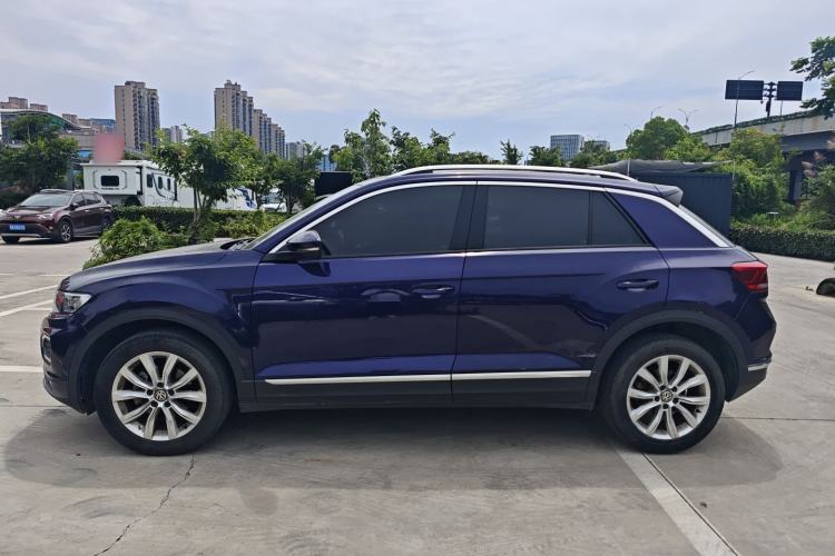 Used Volkswagen T-ROC 2019 230TSI DSG Two-Wheel-Drive Advanced Version China VI Standard Exterior 2