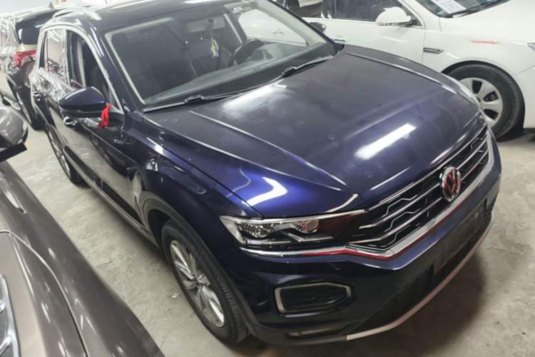 Used Volkswagen T-ROC 2019 230TSI DSG Two-Wheel-Drive Advanced Version China VI Standard Front Right 45 Deg