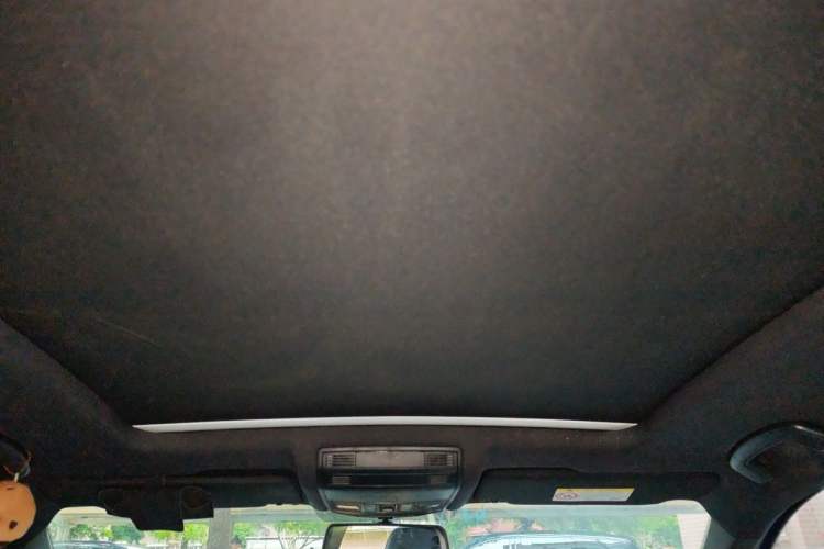 Used Volkswagen T-ROC 2019 280TSI DSG Two-Wheel Drive R-Line Pro Headliner