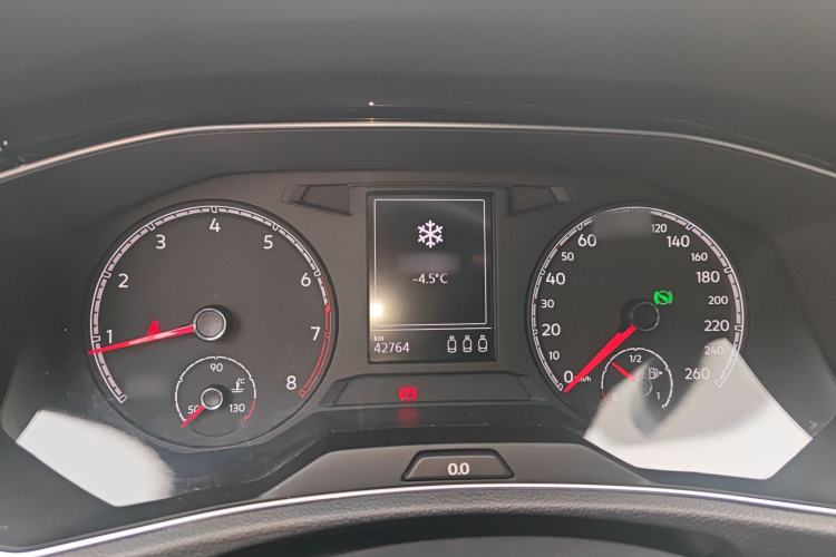 Used Volkswagen T-ROC 2019 280TSI DSG Two-Wheel Drive Comfort Version China VI Standard Instrument Cluster