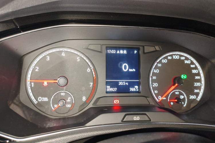 Used Volkswagen T-ROC 2019 280TSI DSG Two-Wheel Drive Comfort Version China VI Standard Instrument Cluster