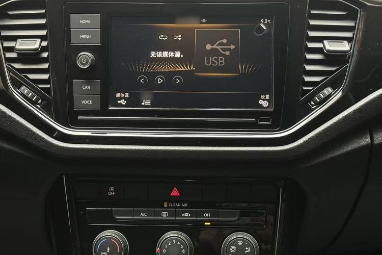 Used Volkswagen T-ROC 2019 280TSI DSG Two-Wheel Drive Comfort Version China VI Standard Interior 4