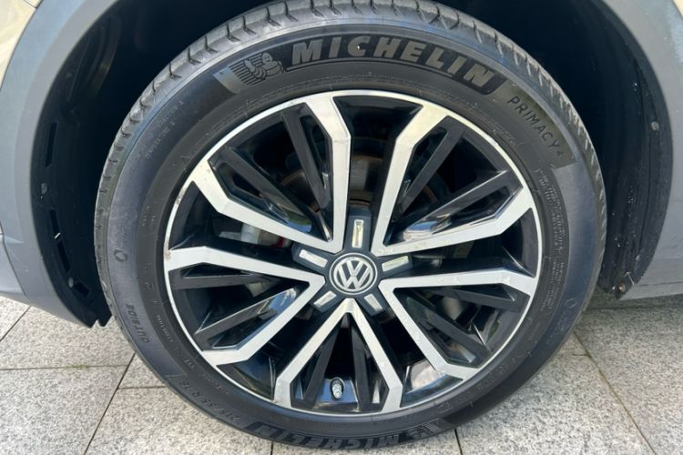 Used Volkswagen T-ROC 2019 280TSI DSG Two-Wheel Drive Comfort Version China VI Standard Exterior 5