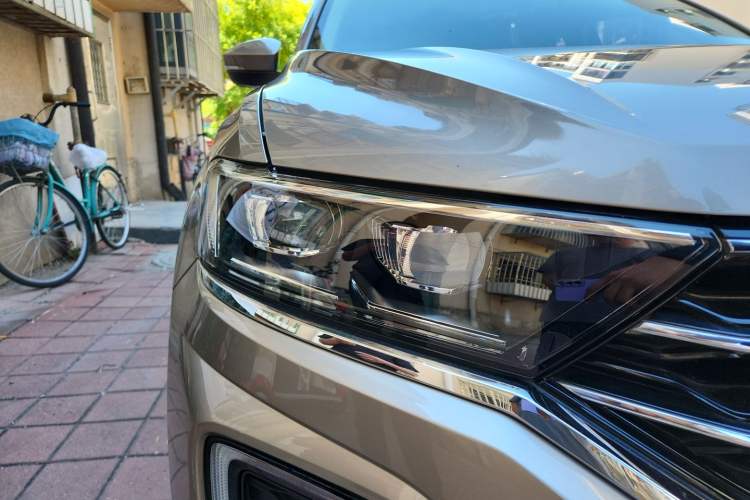 Used Volkswagen T-ROC 2019 280TSI DSG Two-Wheel Drive Comfort Version China VI Standard Right Front Headlight