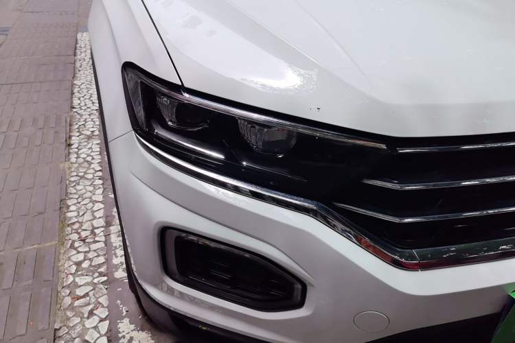 Used Volkswagen T-ROC 2019 280TSI DSG Two-Wheel Drive Comfort Version China V Emission Standard Right Front Headlight
