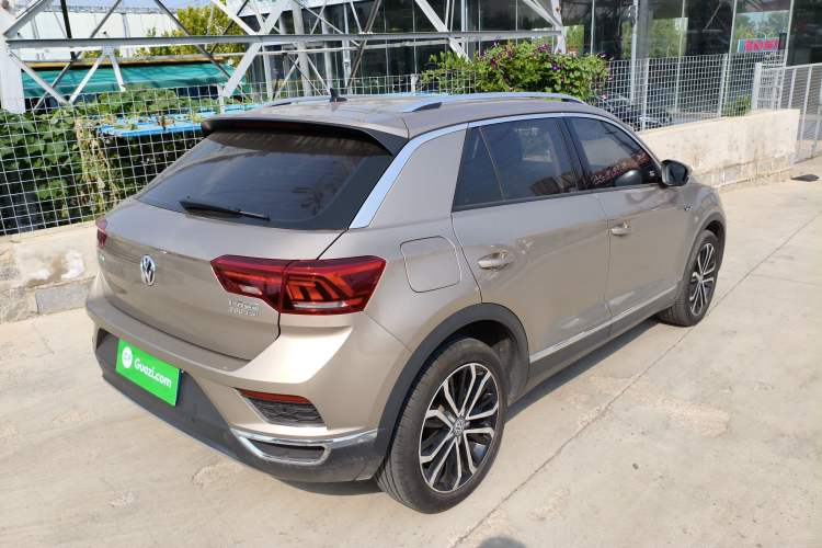 Used Volkswagen T-ROC 2019 280TSI DSG Two-Wheel Drive Comfort Version China VI Standard Exterior 5