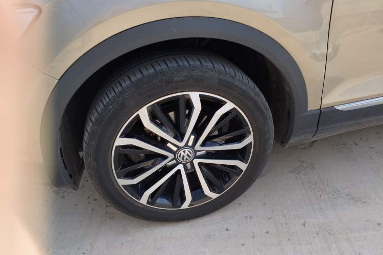 Used Volkswagen T-ROC 2019 280TSI DSG Two-Wheel Drive Comfort Version China VI Standard Exterior 7