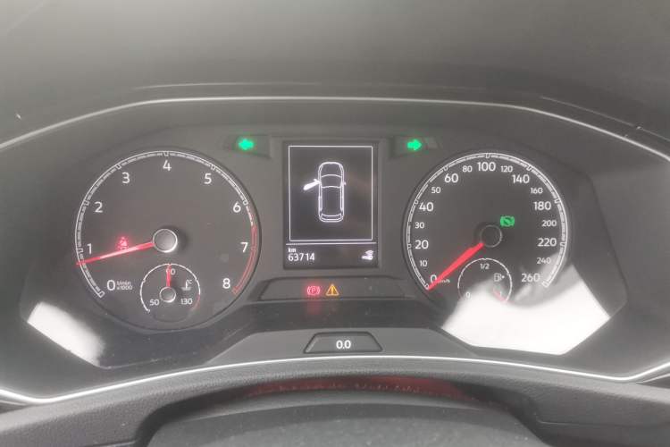 Used Volkswagen T-ROC 2019 280TSI DSG Two-Wheel Drive Comfort Version China VI Standard Instrument Cluster
