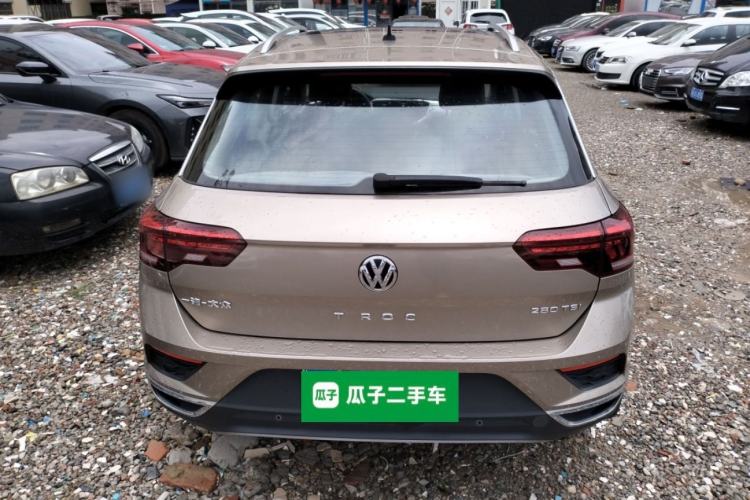 Used Volkswagen T-ROC 2019 280TSI DSG Two-Wheel Drive Advanced Version China VI Standard Rear