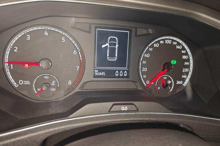 Used Volkswagen T-ROC 2019 230TSI DSG Two-Wheel-Drive Advanced Version China VI Standard Instrument Cluster
